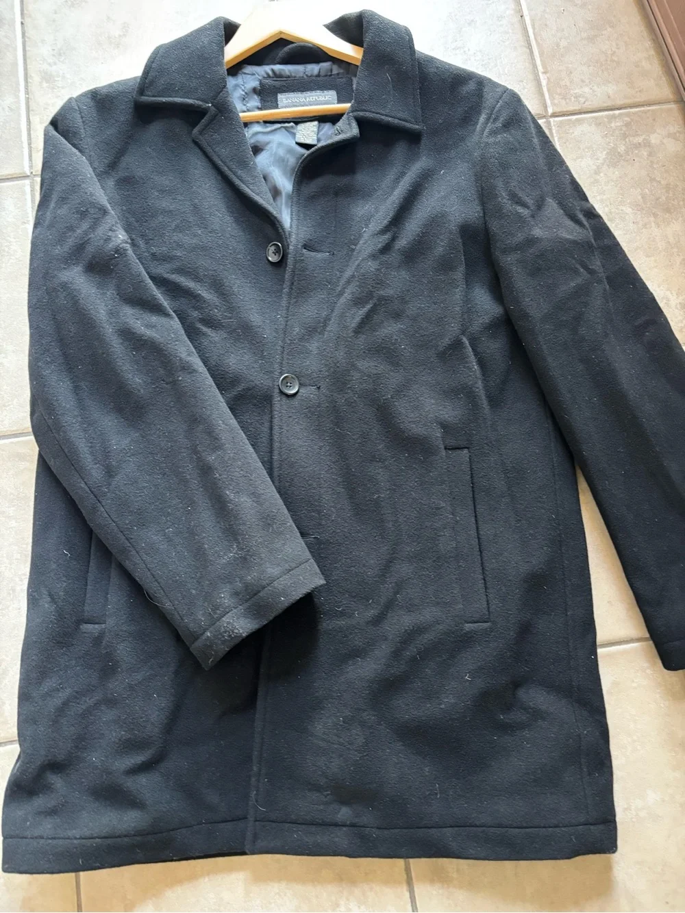 Banana Republic Men's Black Overcoat Jacket - Classic Single-Breasted